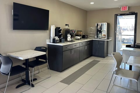 Free continental breakfast