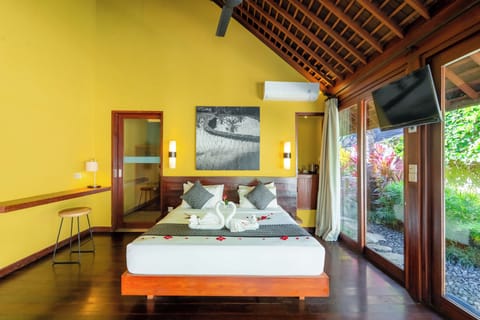 Pool Villa with Jungle View and Complimentary Afternoon Tea (Free 1x Floating Breakfast or Minibar) | 1 bedroom, premium bedding, minibar, in-room safe
