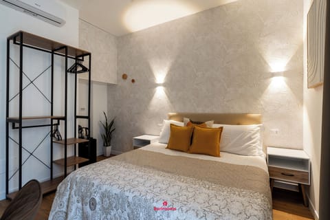 Double Room | Desk, iron/ironing board, free WiFi