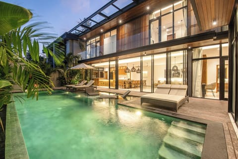 House | 6 bedrooms