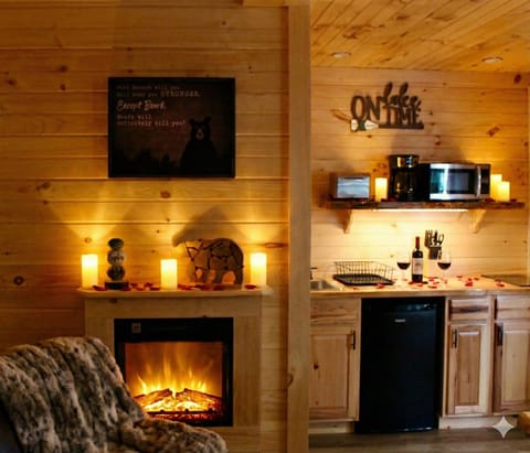 Studio | Individually decorated, individually furnished, iron/ironing board