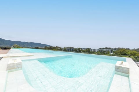 Private pool