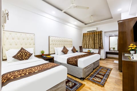 Family Triple Room | Free WiFi