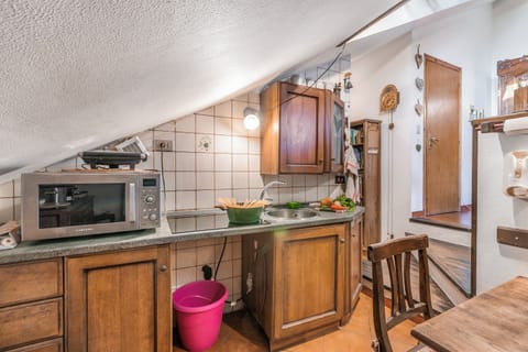 Honeymoon Apartment, Multiple Bedrooms (Champlas Suite) | Private kitchen | Fridge, microwave, stovetop, coffee/tea maker