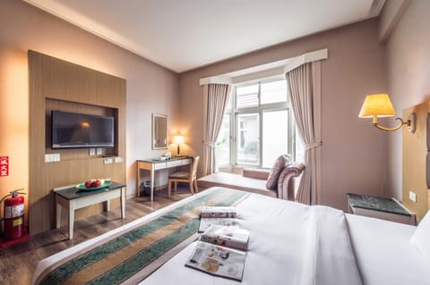 Deluxe Double Room | Premium bedding, free minibar, desk, blackout drapes