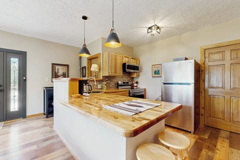 House (1 Bedroom) | Interior