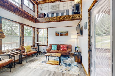 House (1 Bedroom) | Interior