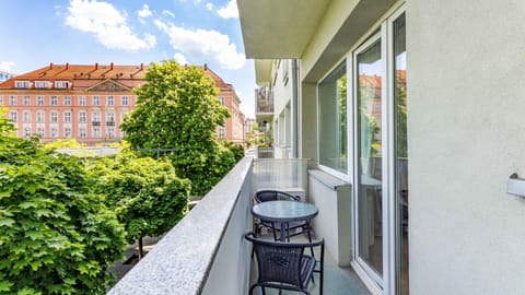 Apartment (2) | Balcony
