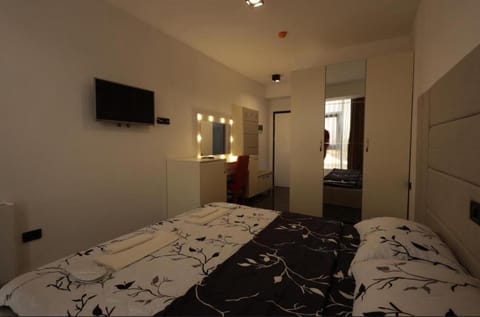 Double Room, Balcony, Mountain View | Free WiFi