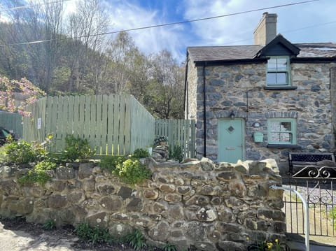 Cottage | Exterior