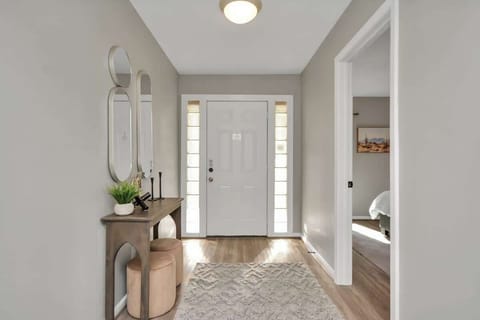 Iron/ironing board, free WiFi