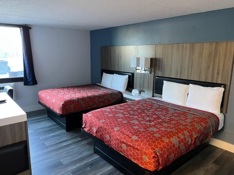 Desk, laptop workspace, free WiFi