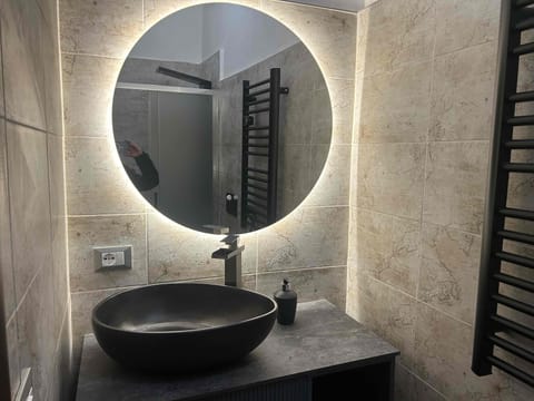 Royal Double Room | Desk, laptop workspace, free WiFi, wheelchair access