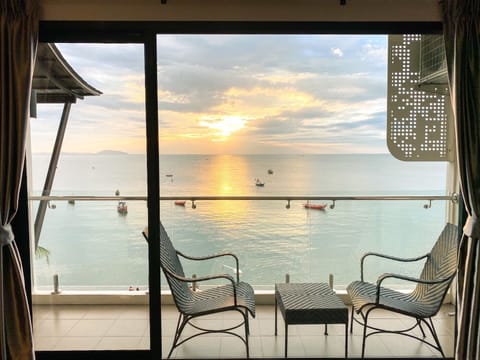 Room, Sea View | Terrace/patio