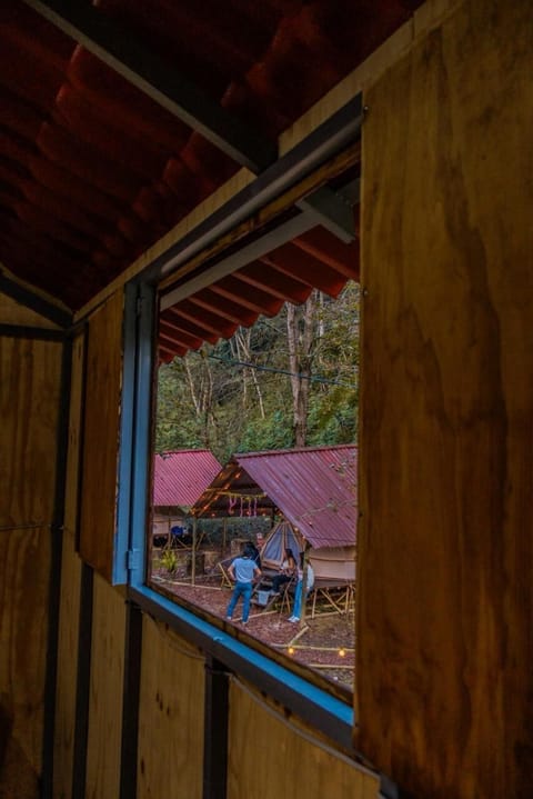 Romantic Tree House, Garden View | Free WiFi