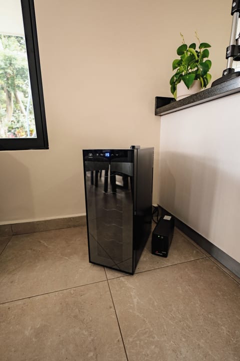 Family Cottage, Garden View | Dining room