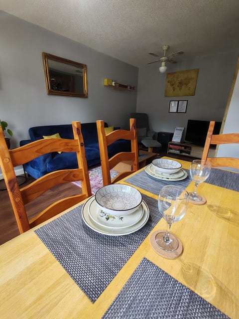 House, 1 Bedroom, Terrace, Garden View | Dining room