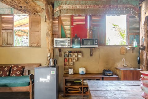 Shared kitchen facilities