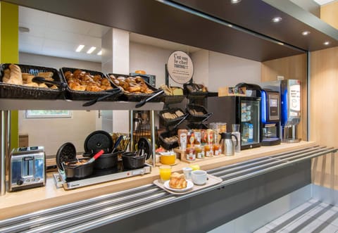 Daily buffet breakfast for a fee