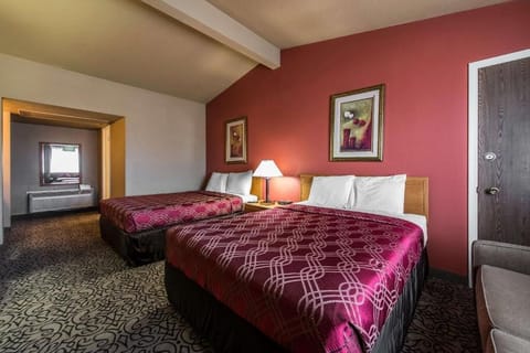 Smoking Double Queen | Premium bedding, desk, soundproofing, iron/ironing board