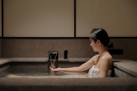 Signature | Private spa tub
