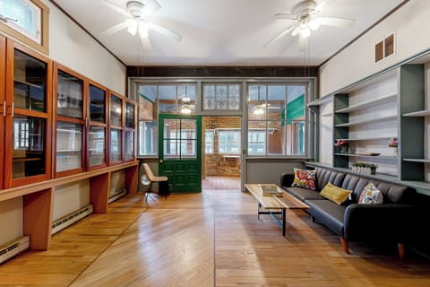 House (Multiple Bedrooms) | Interior