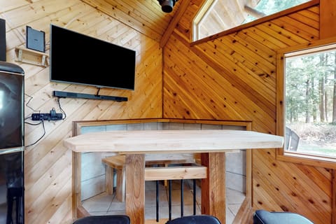 House (1 Bedroom) | Interior