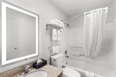 Standard Room, 2 Double Beds, Non Smoking | Desk, bed sheets