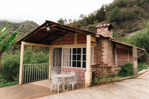 Standard Cabin, Pool View