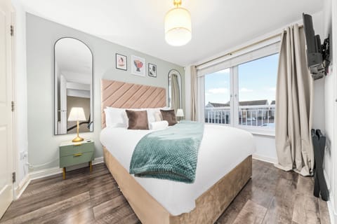 House, 5 Bedrooms
