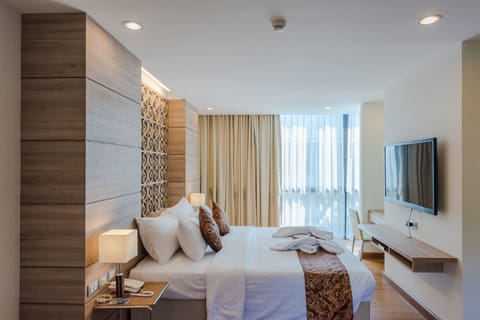 Grand Double Room (Deluxe) | Minibar, in-room safe, free WiFi