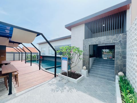 Outdoor pool
