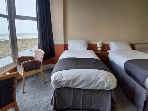 Iron/ironing board, free WiFi