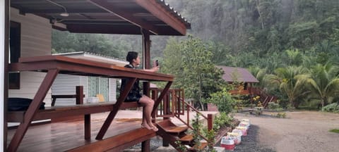 House, 1 Bedroom, Smoking, Terrace | Property grounds