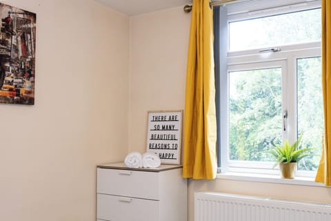 House, 3 Bedrooms, Garden View | Interior