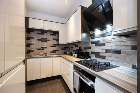 House, 3 Bedrooms, Garden View | Interior