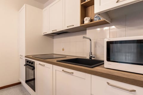 Basic Apartment | Private kitchen | Espresso maker, electric kettle