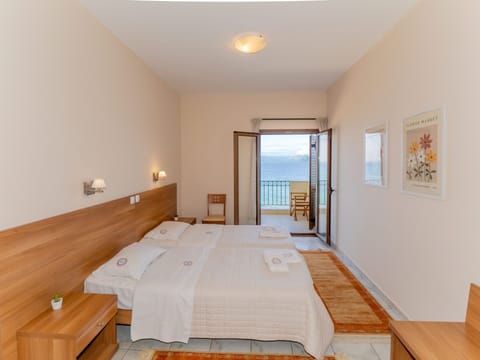 Minibar, in-room safe, soundproofing, free cribs/infant beds