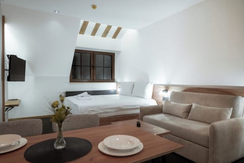 Comfort Studio Suite | Free WiFi