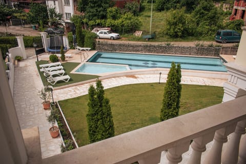 Deluxe Double Room | Terrace/patio