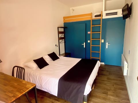 Double Room | Desk, free WiFi, wheelchair access