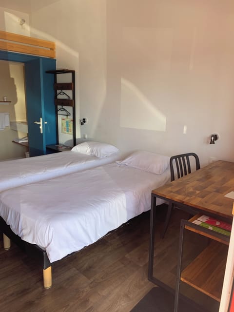 Twin Room | Desk, free WiFi, wheelchair access