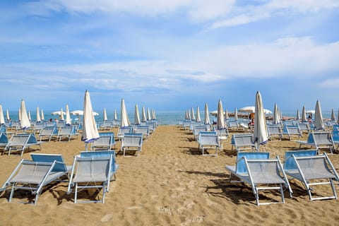 Apartment, 4 Bedrooms, Balcony, Garden View | Beach
