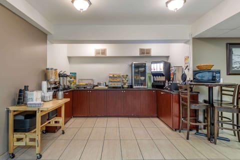 Free daily full breakfast