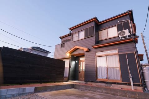 Villa, Balcony | WiFi (free)