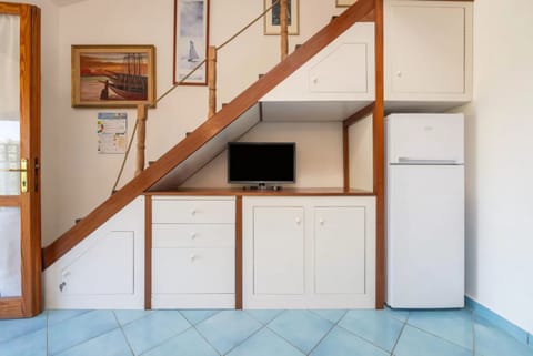 Apartment, 1 Bedroom, Patio, City View | Interior