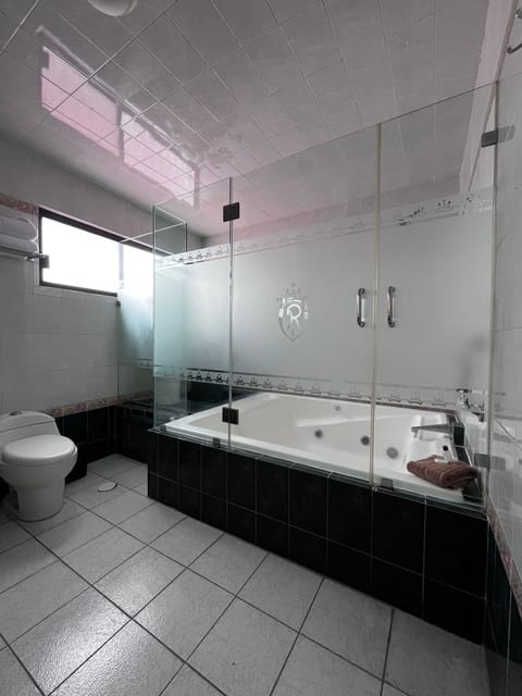 Free toiletries, soap, shampoo, toilet paper