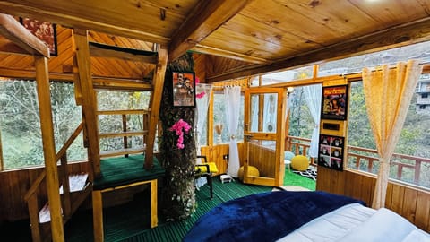 In-room safe, iron/ironing board, free WiFi, bed sheets