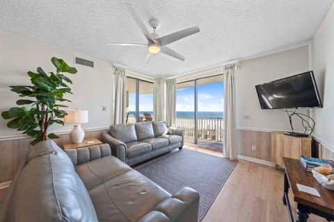 Condo, Multiple Beds (Romar Place 204) | Living area