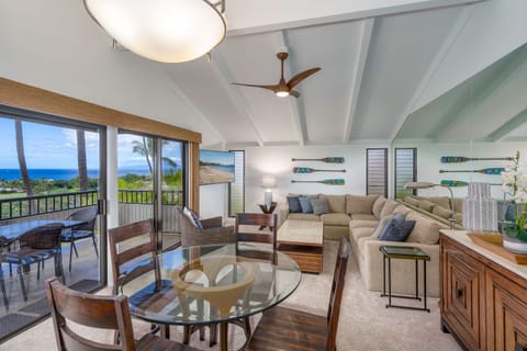 Condo, Multiple Beds, Balcony, Ocean View (Wailea Ekolu 310) | Living area